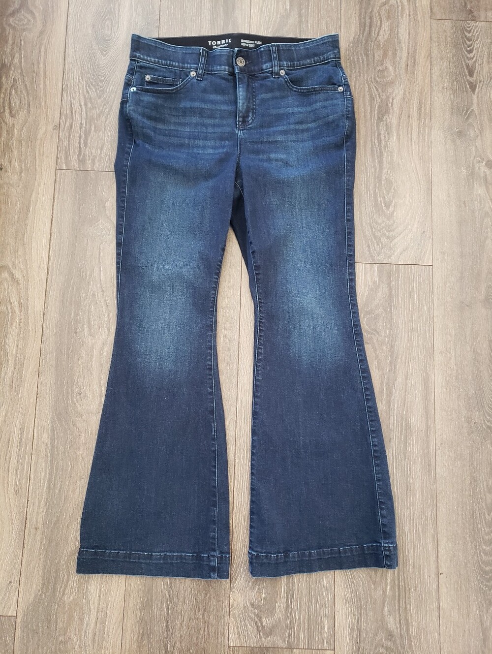 Torrid Bombshell Flare High Rise  Jeans Plus Size 14 R Dark Blue Wash
